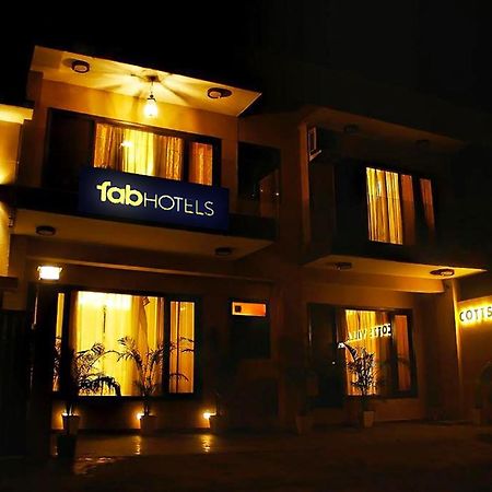 Fabhotel Cotts Villa Vasant Kunj Új-Delhi Kültér fotó